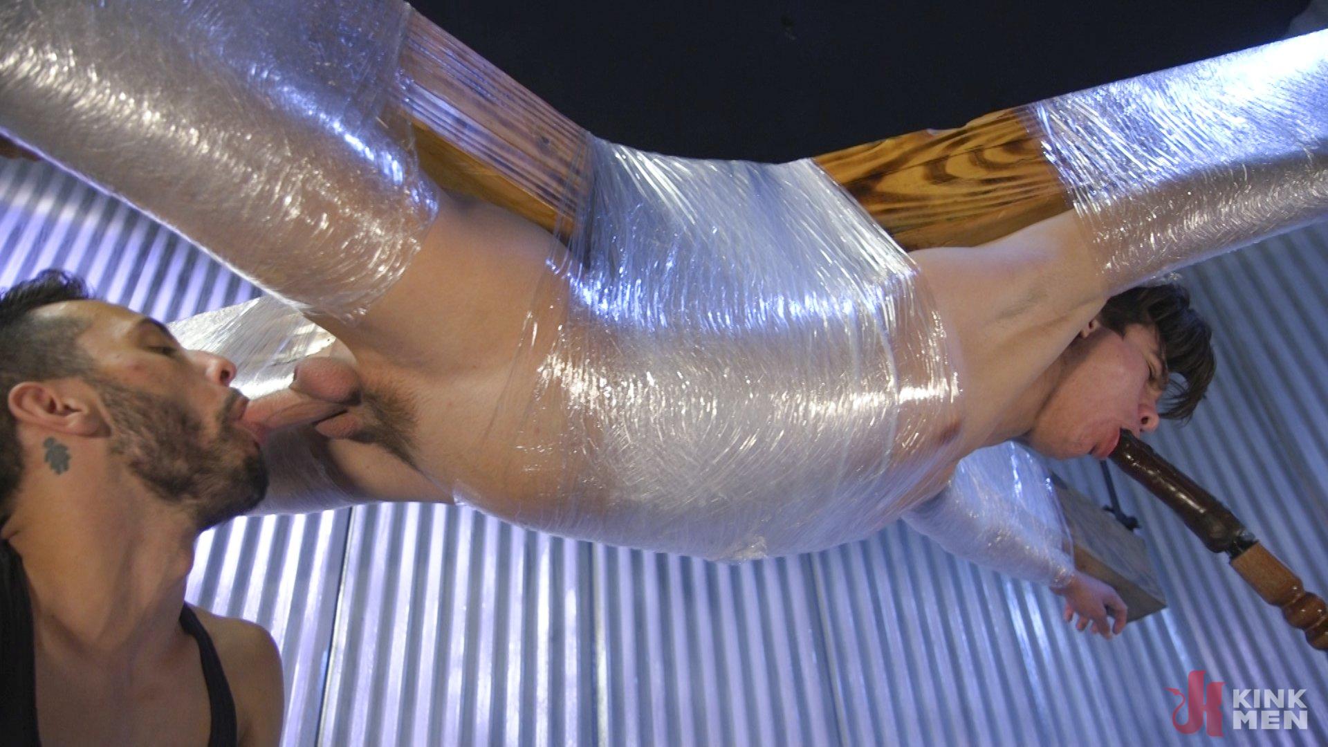 Photo number 19 from Muscle Twink Josh Hunter Edged in Captivity shot for Men On Edge on Kink.com. Featuring Josh Hunter in hardcore BDSM & Fetish porn.