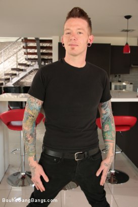 Johnny Goodluck BDSM - Brunet