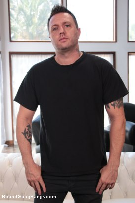 Mark Zane BDSM - Athletic