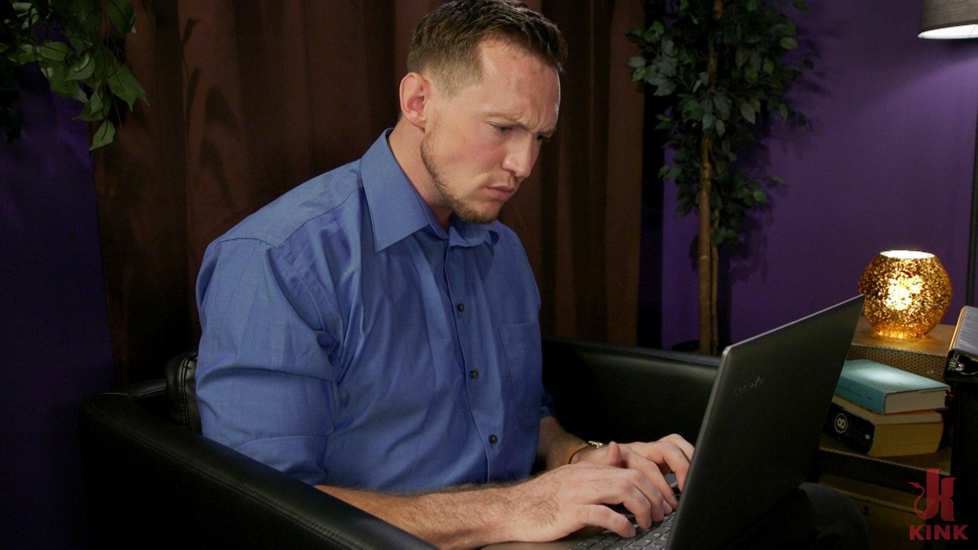 Photo number 1 from Couple's Cuckold Conundrum shot for Divine Bitches on Kink.com. Featuring Dee Williams, Kip Johnson and Pierce Paris in hardcore BDSM & Fetish porn.