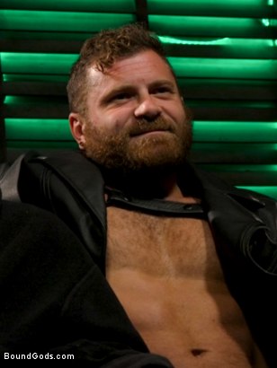 Riley Mitchel BDSM - Beard