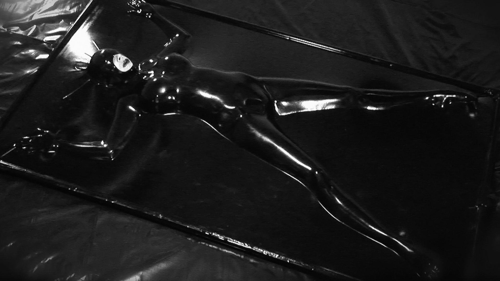 Photo number 1 from Spread 'em wide and Fuck Me Deep shot for Harmony Fetish on Kink.com. Featuring Jay Snakes, Claudia Rossi and Ree Petra in hardcore BDSM & Fetish porn.