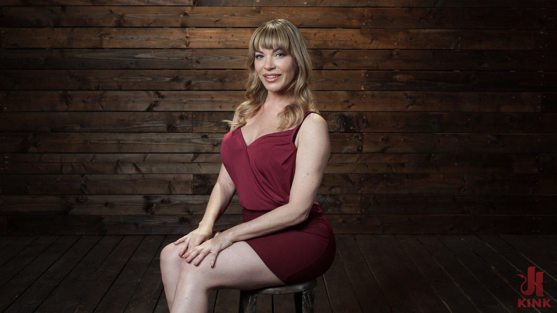 Photo number 24 from Kink Legend Dana DeArmond is Back to Fuck Our Machines shot for Fucking Machines on Kink.com. Featuring Dana DeArmond in hardcore BDSM & Fetish porn.