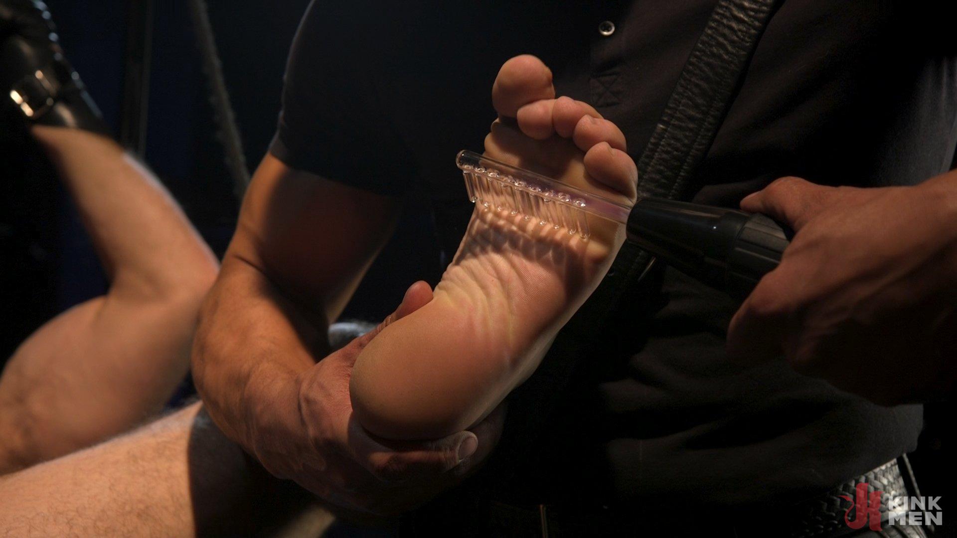 Photo number 23 from Larkin's Load: Ricky Larkin Bound in Leather, Tickled, and Drained shot for Men On Edge on Kink.com. Featuring Ricky Larkin in hardcore BDSM & Fetish porn.