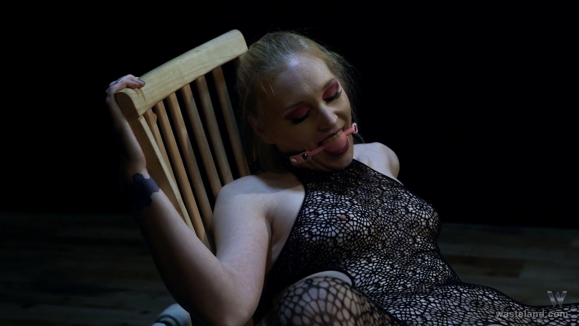 Photo number 9 from Delirious Hunter - Late AGAIN! shot for Wasteland on Kink.com. Featuring Delirious Hunter and Joeydotrawr in hardcore BDSM & Fetish porn.