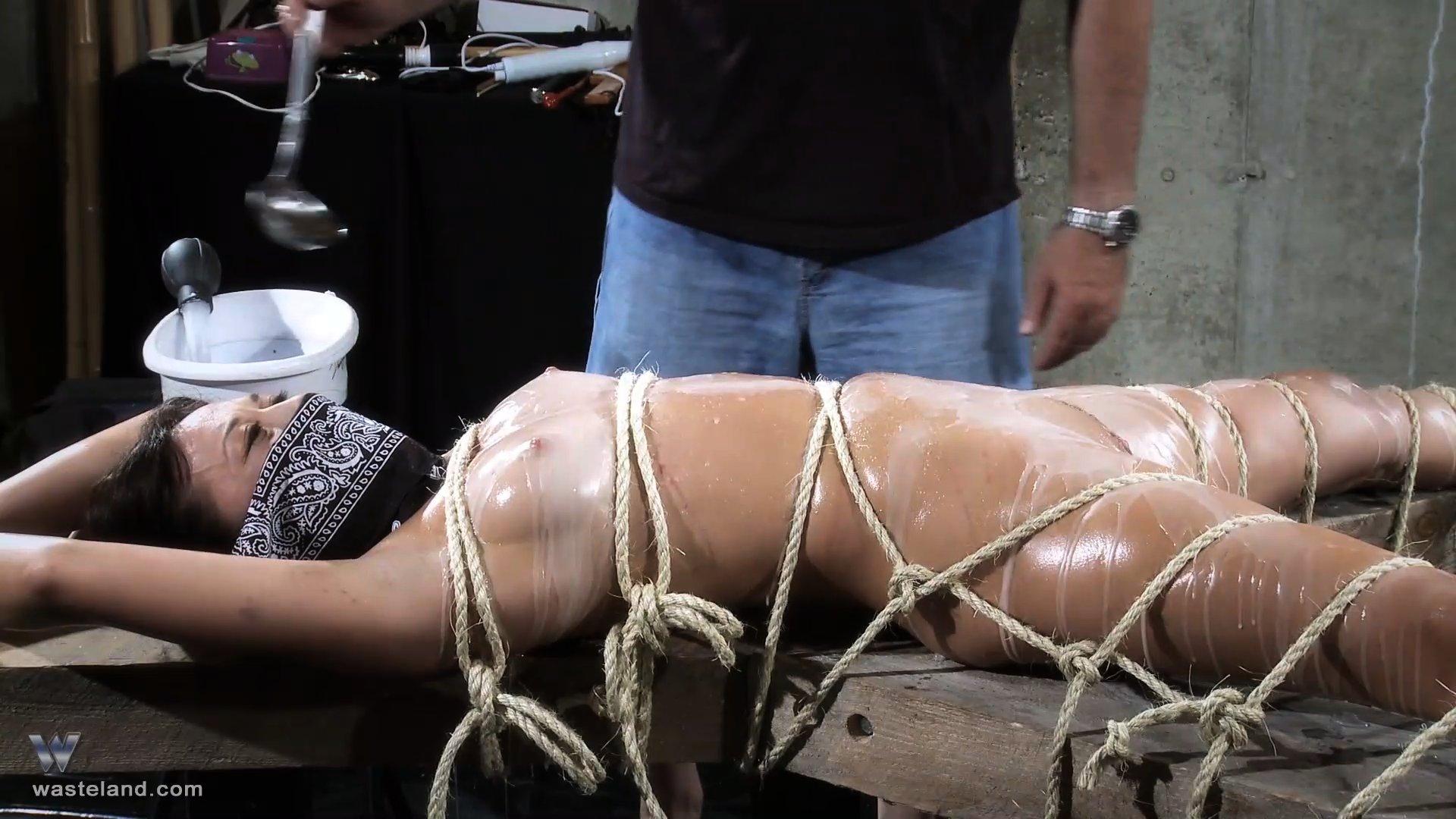 Photo number 4 from Nyssa Nevers Wax On, Wax Off shot for Wasteland on Kink.com. Featuring Nyssa Nevers and David Lawrence in hardcore BDSM & Fetish porn.