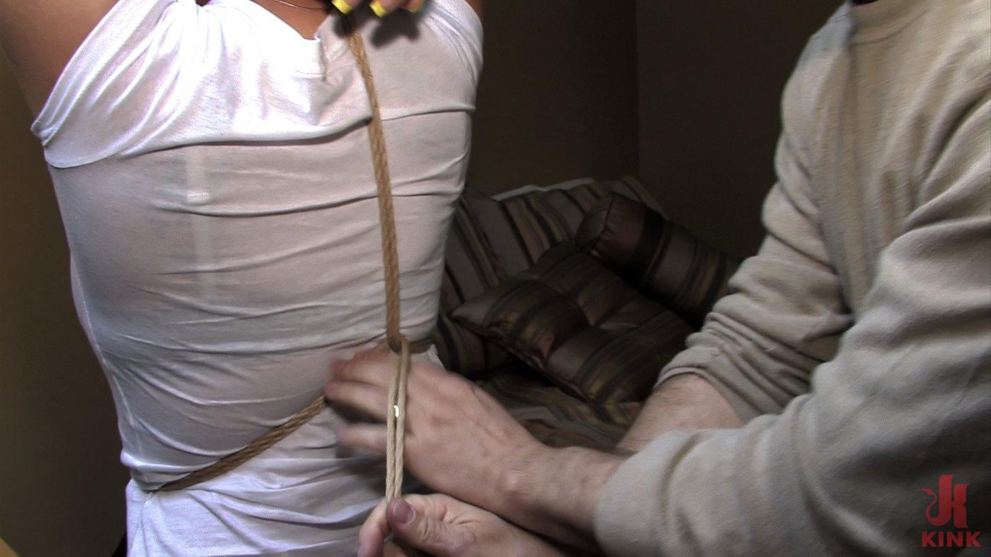 Photo number 4 from Lochai Demonstrates 2 Easy Ties You Can Learn in Minutes shot for Kink University on Kink.com. Featuring Lochai and Bella Rossi in hardcore BDSM & Fetish porn.