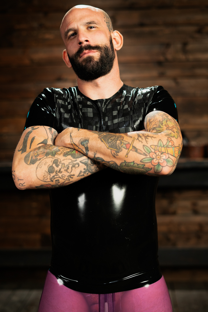 JJ Graves BDSM - Brunet