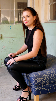 Mila Fox BDSM - Brunette